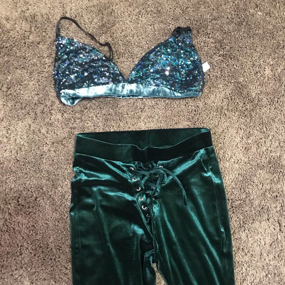 Rave - Picture 2 of 8